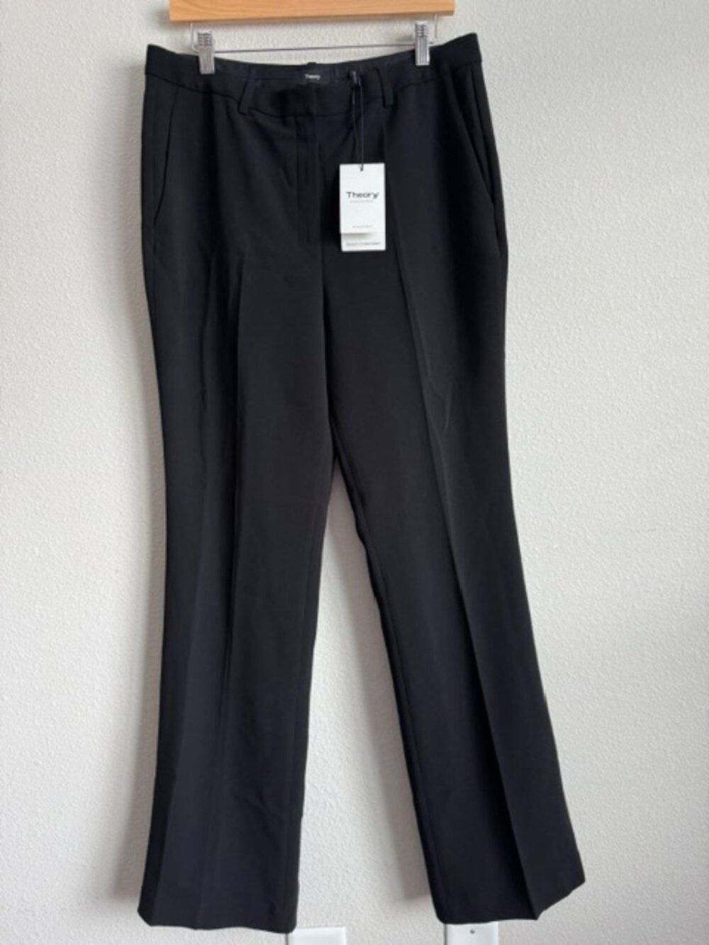 Theory NWT $325 Slim Trouser Admiral Crepe Women's Size 12 Black Admiral Crepe